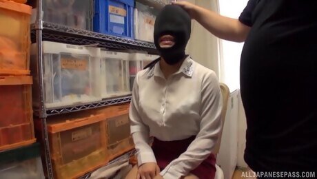 Asian slave slut is blindfolded, gagged and used by her master