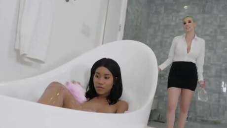 Lesbian bathing with Jenna Foxx & Jelena Jensen